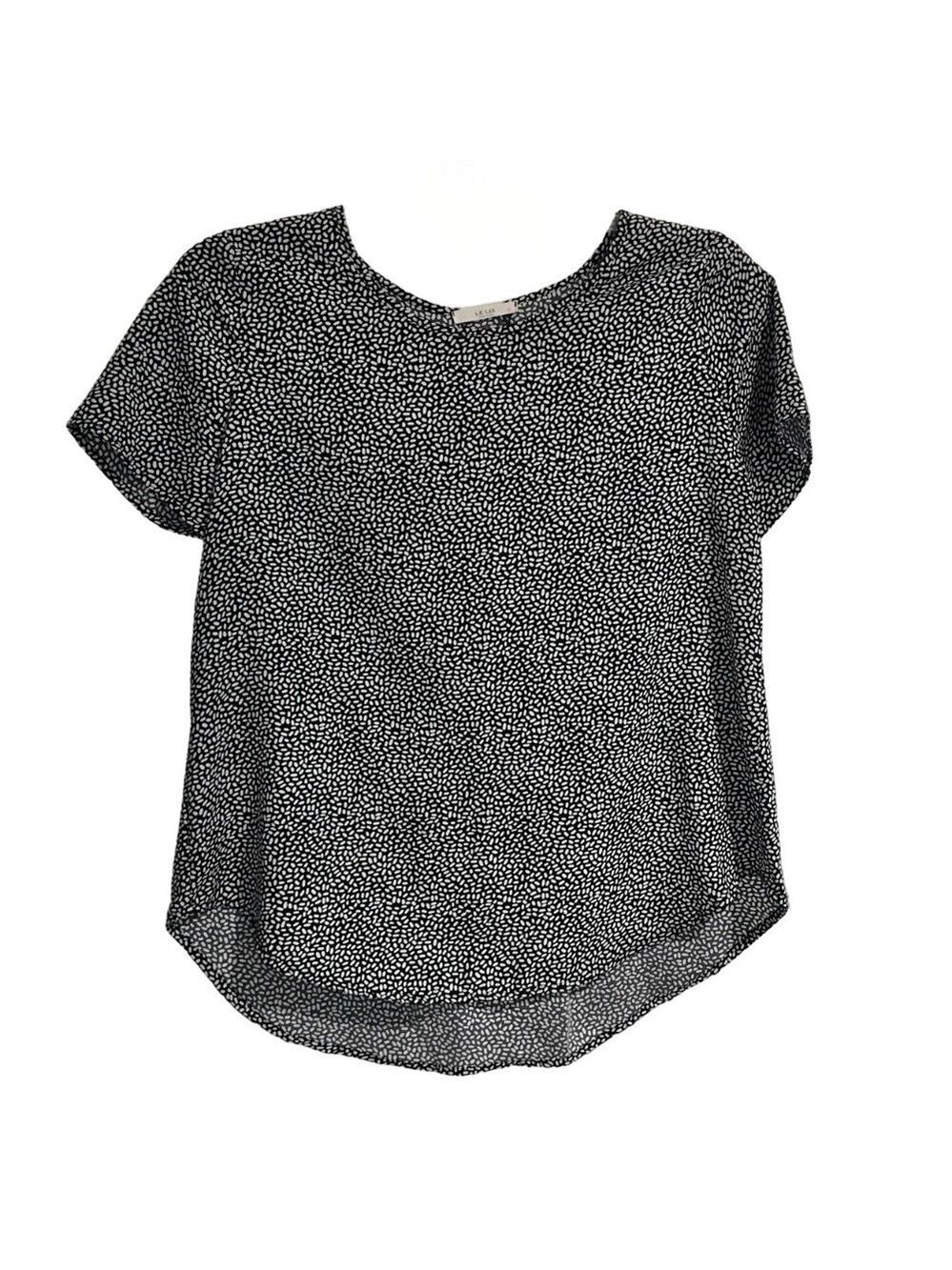 LE LIS Made in USA Short Sleeve Crew Neck Blouse